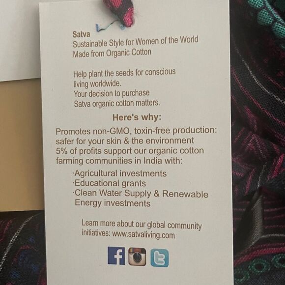 Satva Akula Kimono  - Picture 5 of 5